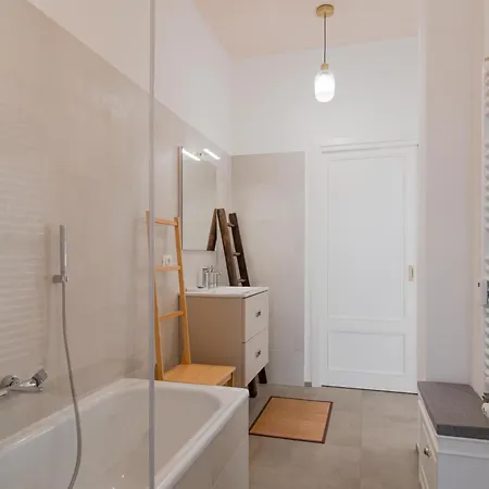 Apartament Casa Leonardo - Luminosa Casa Studio Con Parcheggio Interno - Molinette *