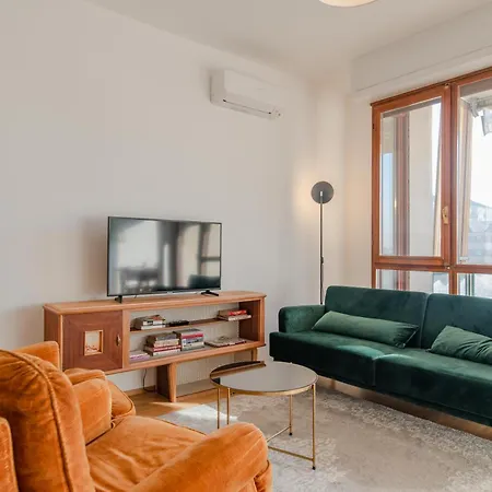 Casa Leonardo - Luminosa Casa Studio Con Parcheggio Interno - Molinette טורינו