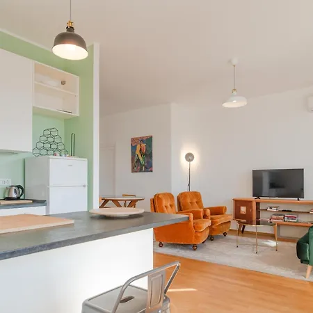 Casa Leonardo - Luminosa Casa Studio Con Parcheggio Interno - Molinette דירה